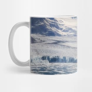 USA. Alaska. Glacier. Mountains. Mug